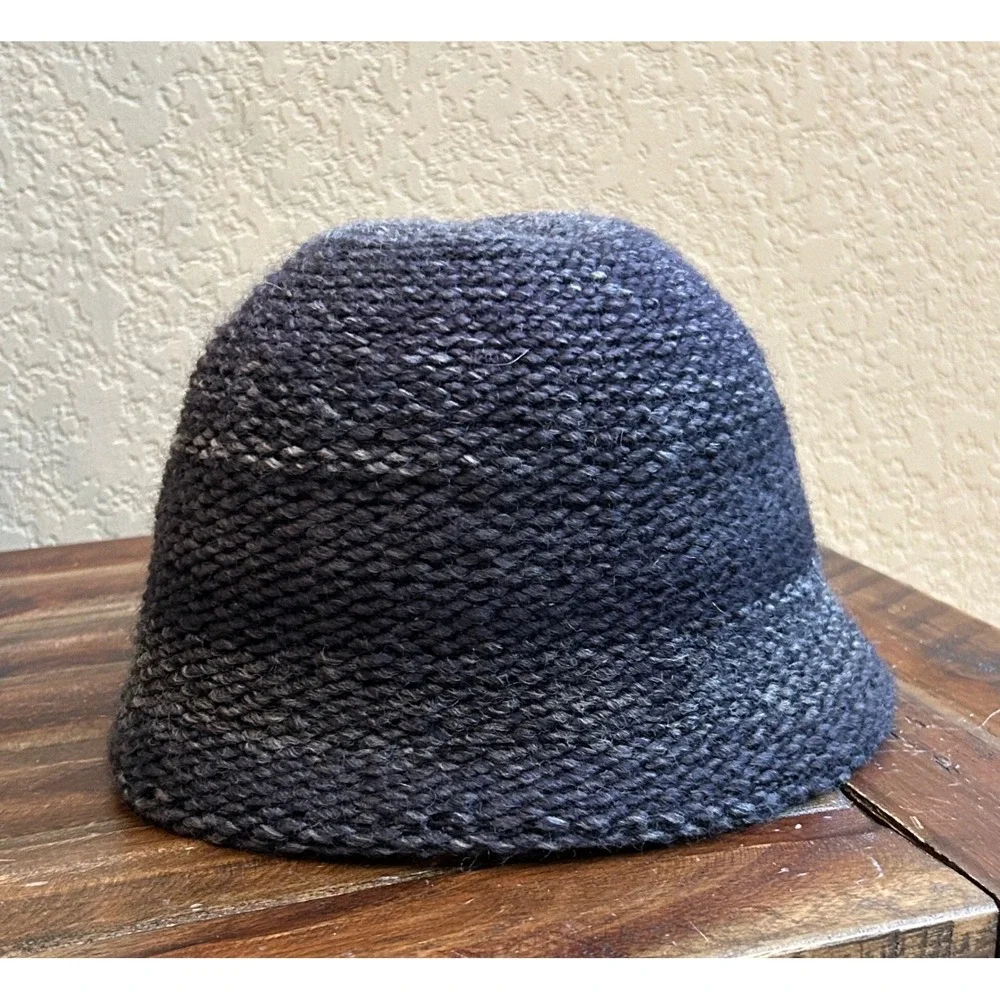 Nordstrom Wool Blend Knit Cloche Hat Charcoal Gray Made in Italy